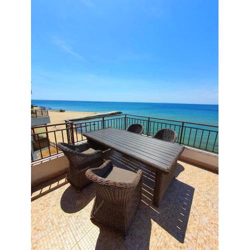 Messambria Fort Beach - Sea Viev Apartments