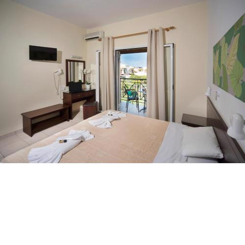 Metaxa Apartments