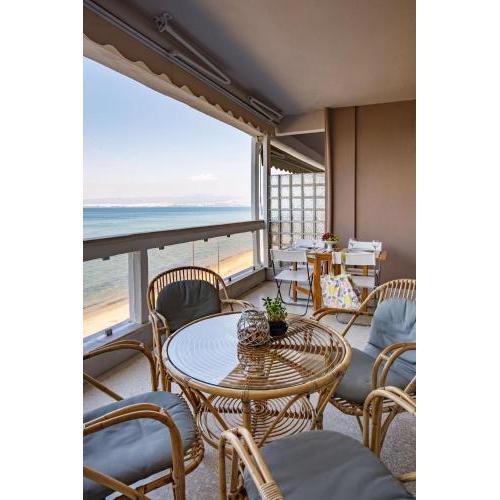 Metaxa Seafront Apartment
