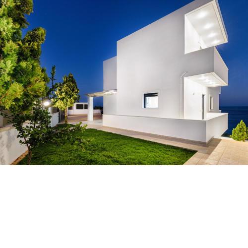 Metaxakis Home.