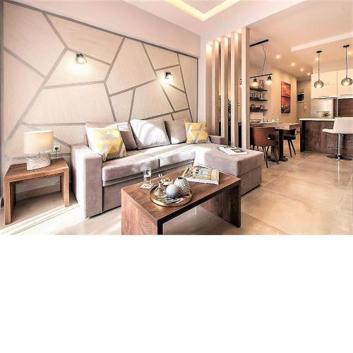 Metro Apartment