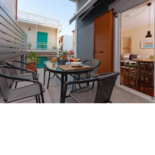 Metropolis Apartment