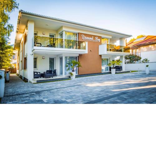 MF Diamond Bay Apartment