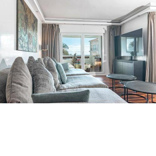 MGA- Pleasant flat in Puerto Banus 200m to beach