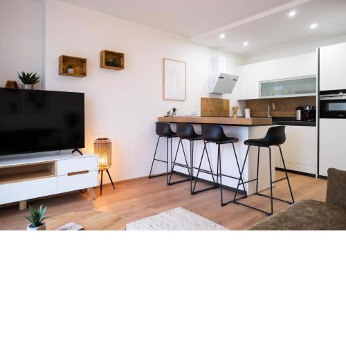MH Living - New Scandinavian Living Dream in Center