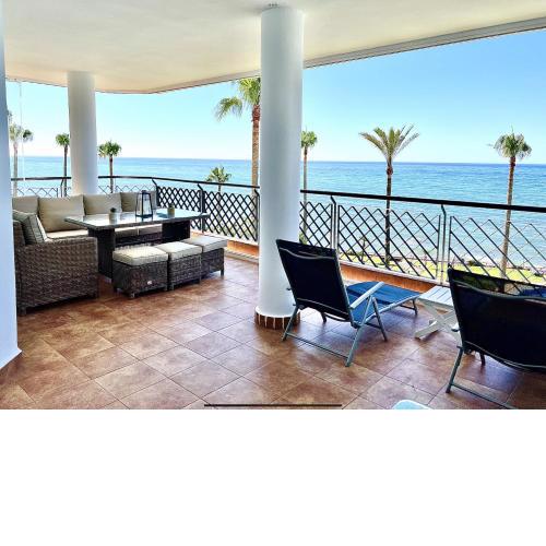 MI CAPRICHO 172 Beachfront Apartment