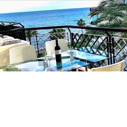 MI CAPRICHO 2D BEACHFRONT- Apartment with sea view - Costa del Sol