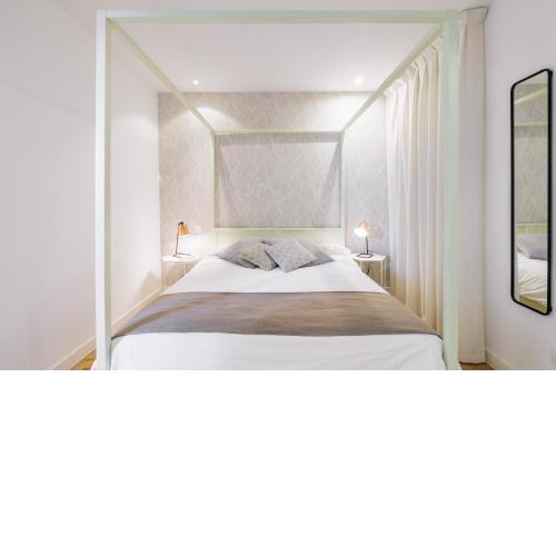 mi casa en Madrid- spacious apartments Callao Gran Via