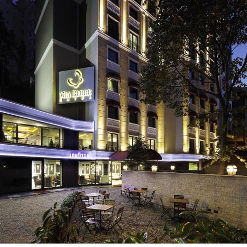 Mia Berre Hotels