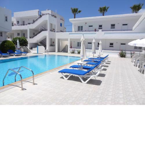 Michalis Studios & Apartments