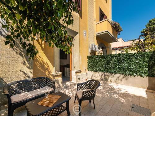 Michela's apartment - Great Location in the City