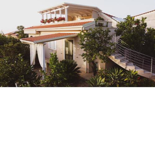 Michelino House