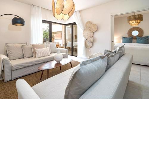 MIJ- Modern relaxed flat close to beach