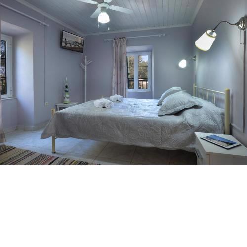 Mikroulis Residence