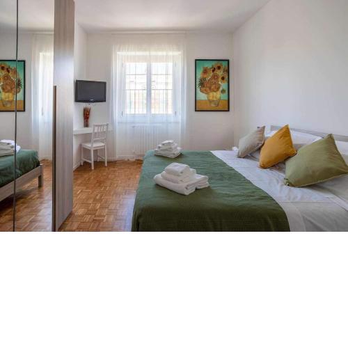 Milano City Apartments - Parking and Comfort - Spacious Apt up to 8 Pax