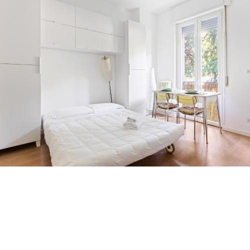 Milano Famagosta Cosy Studio
