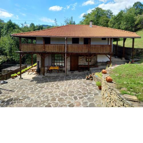 Milla Guest House