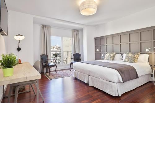 Milton House Gran Via