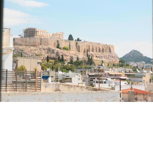 Mind-blowing Acropolis View Apt