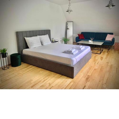 Minimalist Apartment