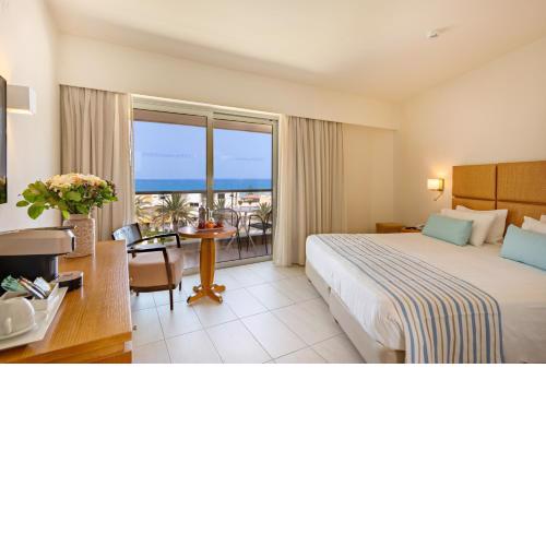 Minos Hotel