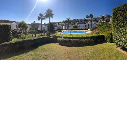 Minutes from Puerto Banus & Marbella a 3BR Golf Apartment