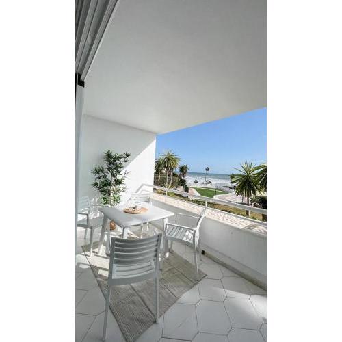 Miraflores Beach - Sea Front - Luxury