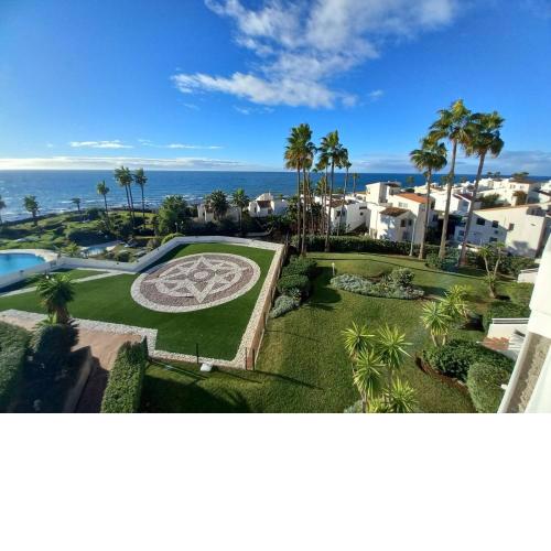 Miraflores Beachfront Penthouse