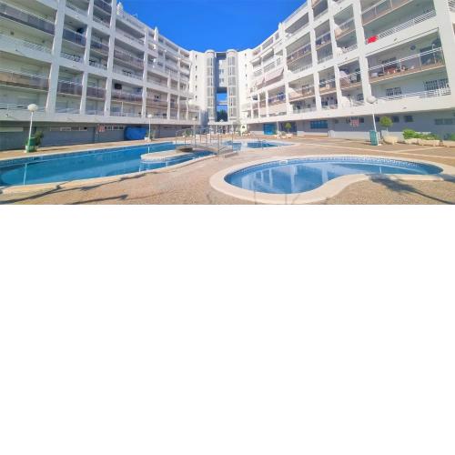 Miramar Serveis - Royal A/C, Terraza y Piscina