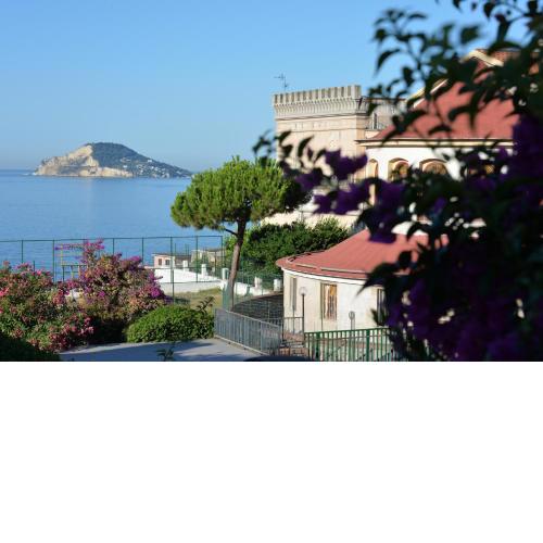 Miramare Residence