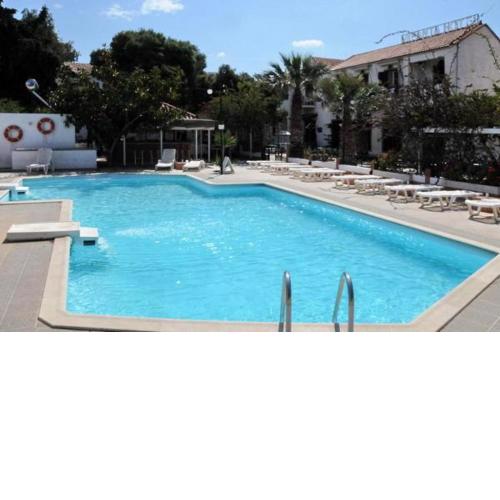 Miranta Hotel - Apartments & Studios