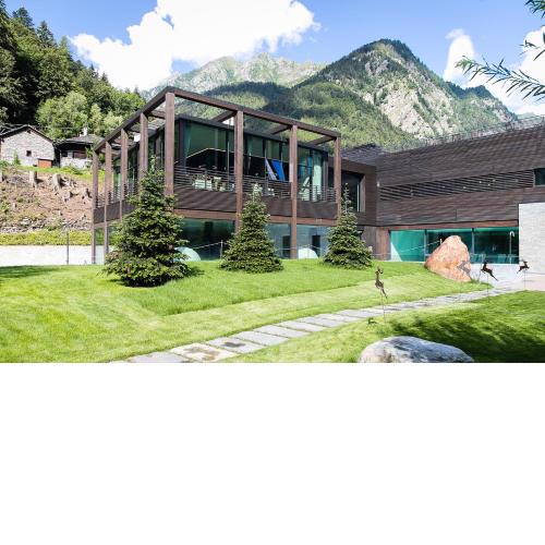 Mirtillo Rosso Family Hotel