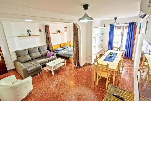 Misericordia Central 4-Bedroom Apartment with Lift