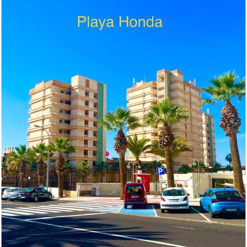 Miss Flora playa honda