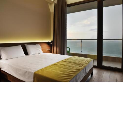 Mistral Hotel