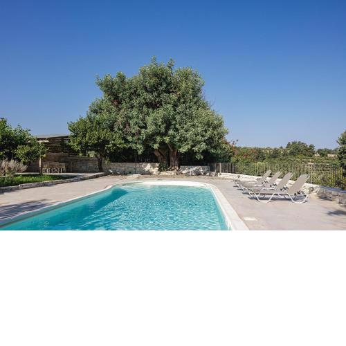 Mithonies Villa, a nature inspiring retreat, By ThinkVilla
