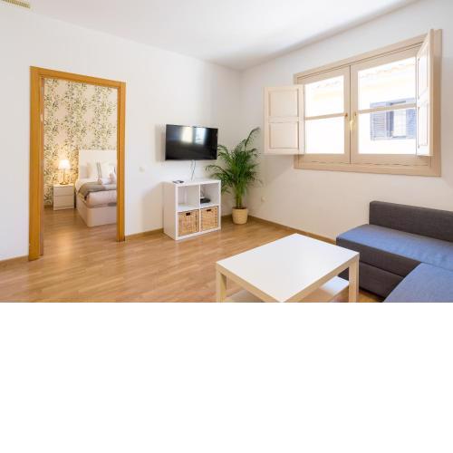 Mitjana by ELE Apartments