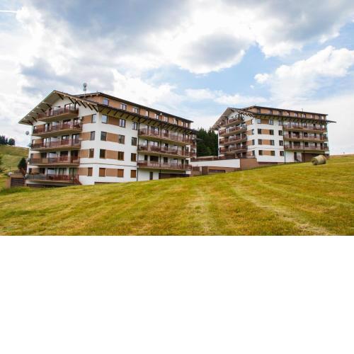 MJ Apartments Panorama