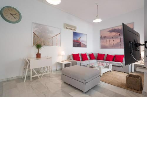ML1C-Prime Location Marble Apartment with Patios