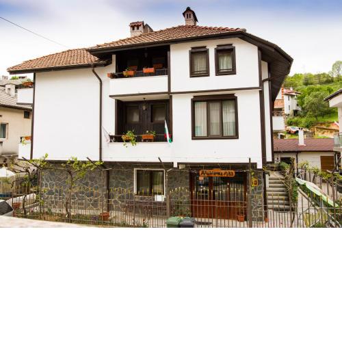 Mladenova House