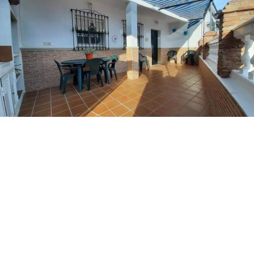 Moclinejo House