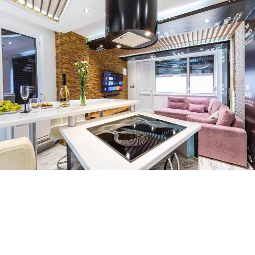 Modern 1BD Flat with a Parking near the city centre