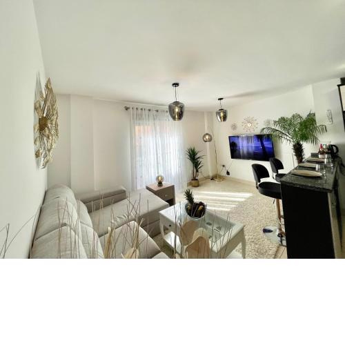 Modern 2 Bedroom Apartment Fuengirola