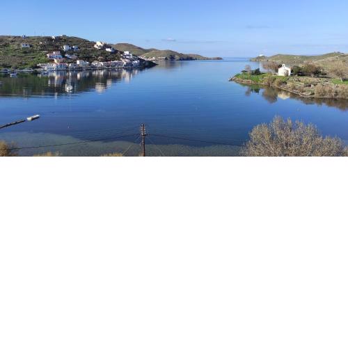 MOdern 2 bedroom apartment in Vourkari with a fantastic sea view