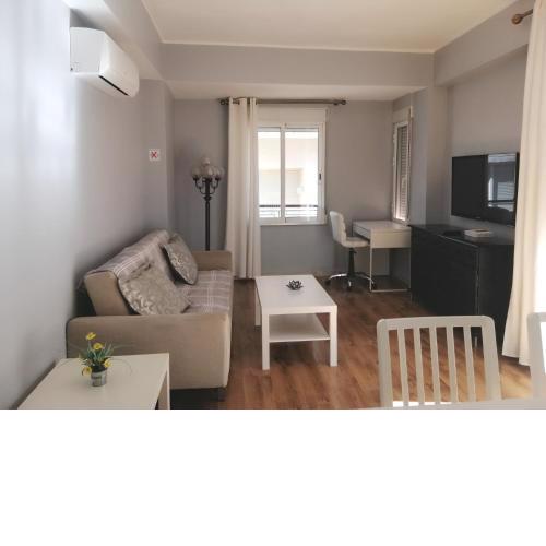 Modern 2 BR corner unit in the heart of Alicante