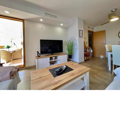 Modern 2-Floor Penthouse with Sea Views - Sleeps 7