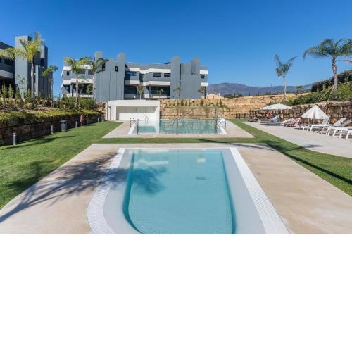 Modern 3bed apartment with sea view