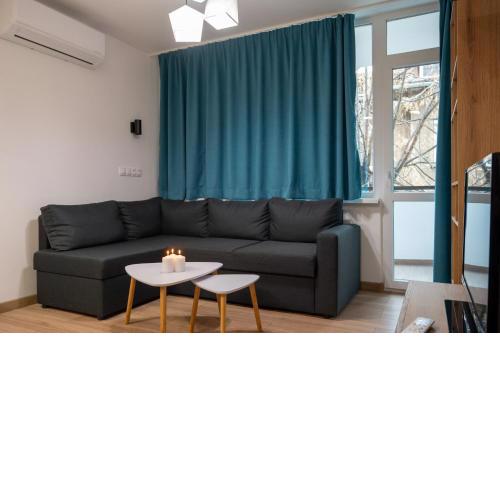 Modern and Cozy 1BDR Apartment in the City Center