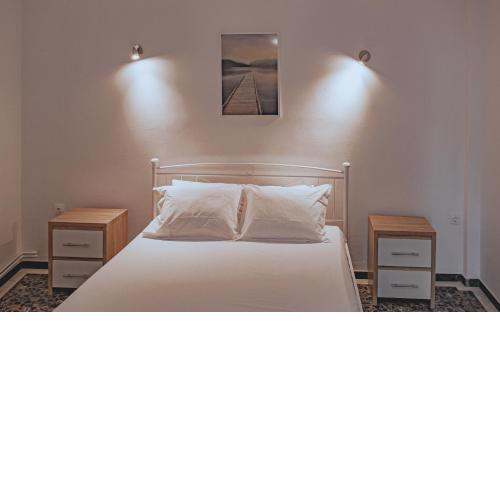 Modern apartment 1 minute from Remataki beach