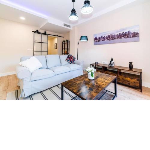 Modern Apartment close to the city center and Alhambra